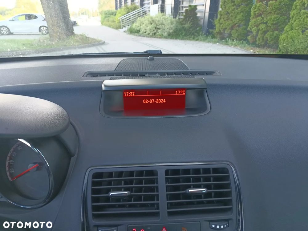 Opel Meriva 1.4 150 Jahre - 12