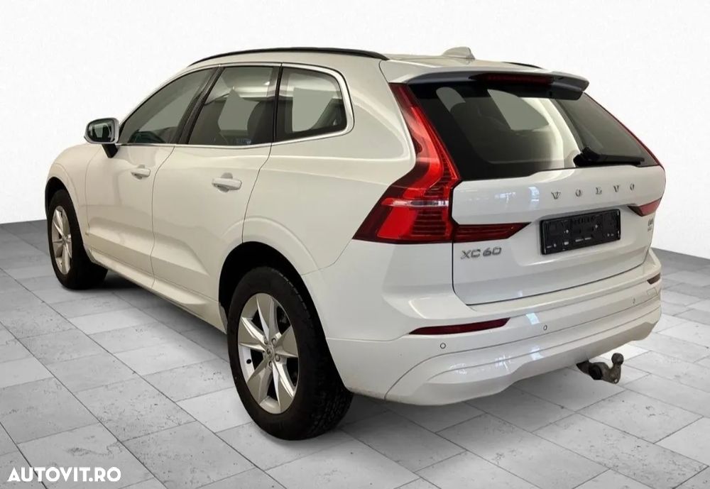 Volvo XC 60 B4 D Geartronic Momentum Pro - 5