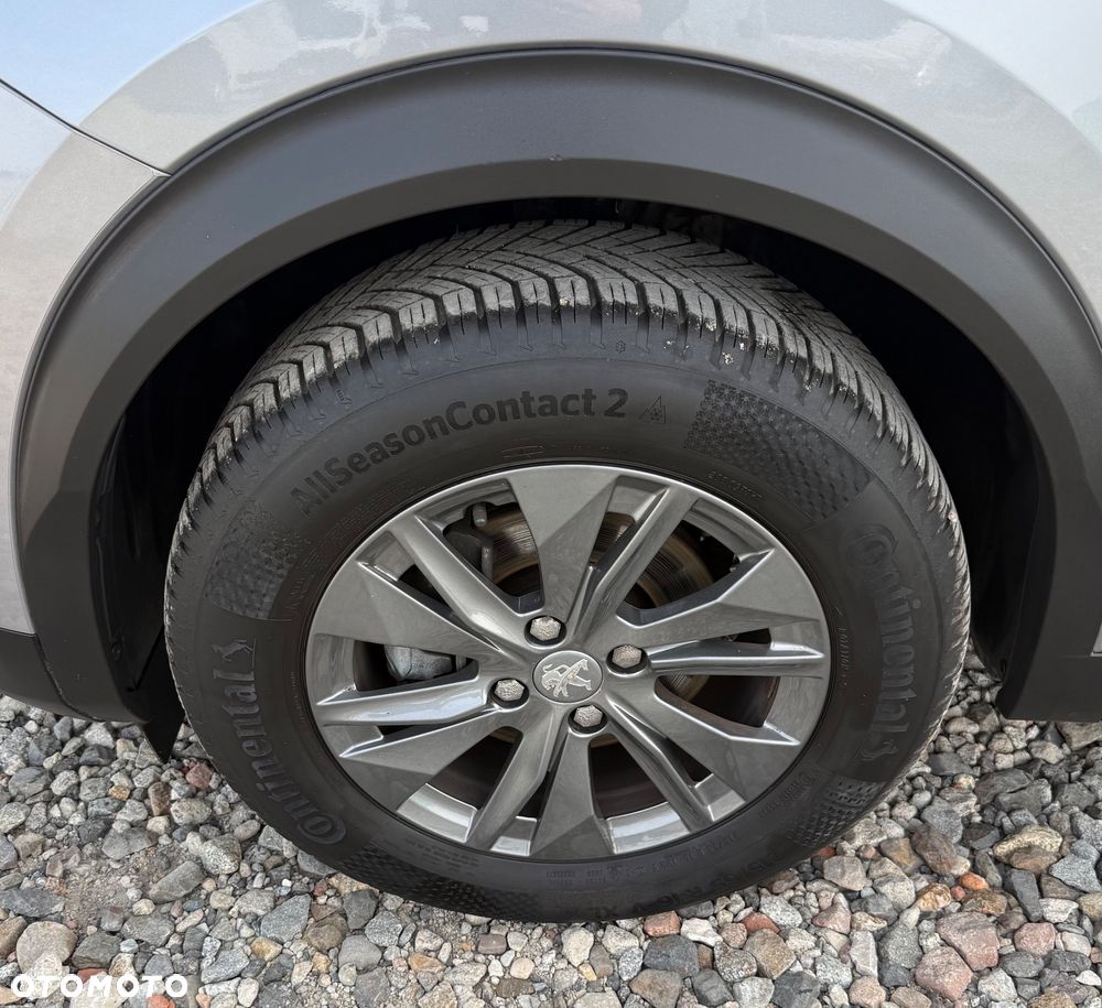 Peugeot 2008 PureTech 130 EAT8 Active - 28