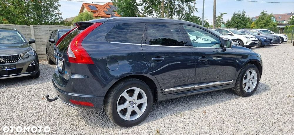 Volvo XC 60 D5 AWD Geartronic Summum - 14