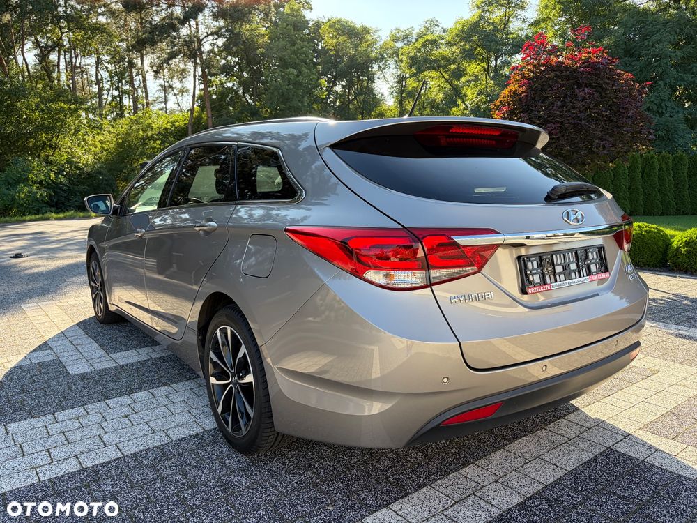 Hyundai i40 Kombi 1.7 CRDi DCT Trend - 4