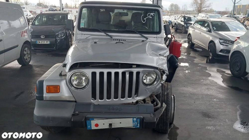 Jeep Wrangler - 21