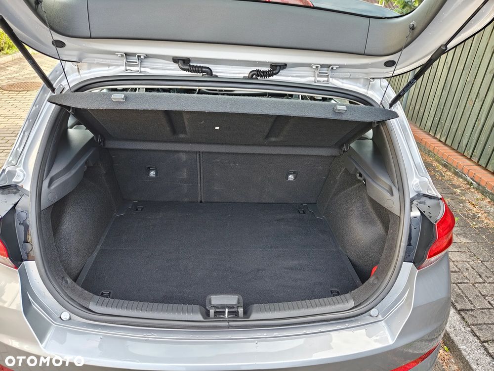 Hyundai i30 1.5 DPI Modern - 16