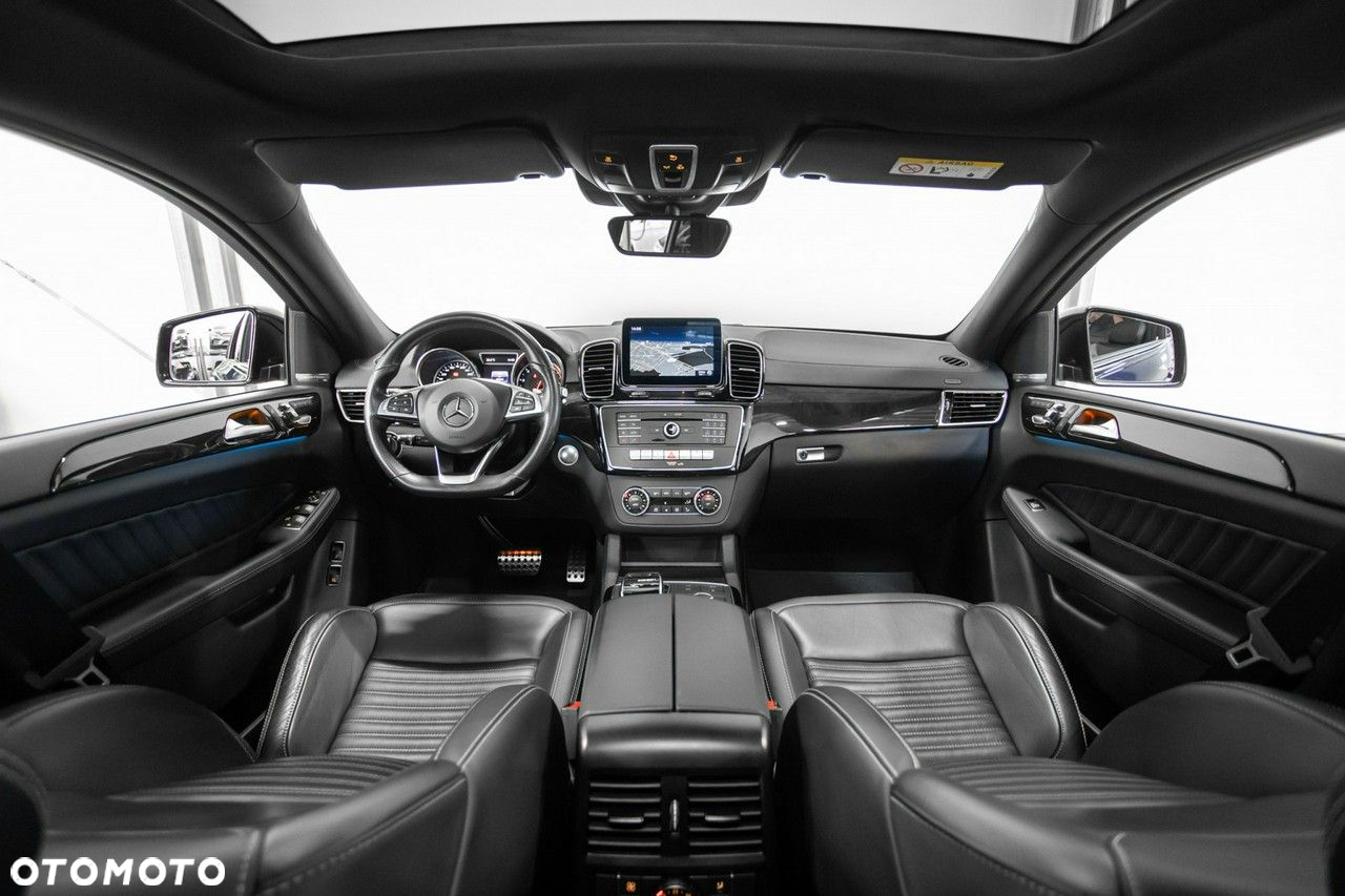 Mercedes-Benz GLE - 24
