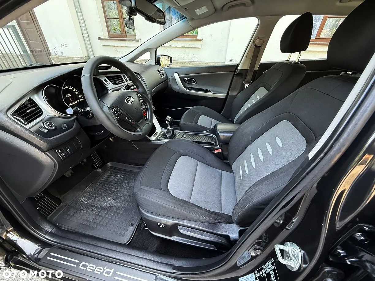 Kia Ceed Cee'd 1.6 CRDi L - 16