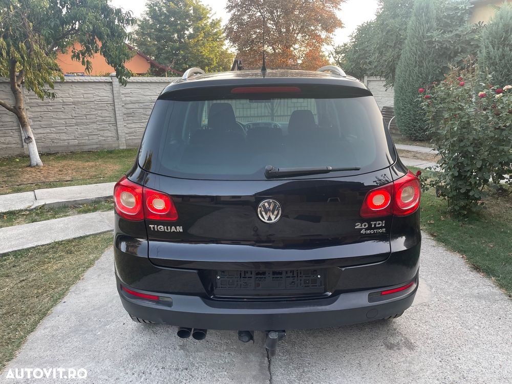 Volkswagen Tiguan - 11