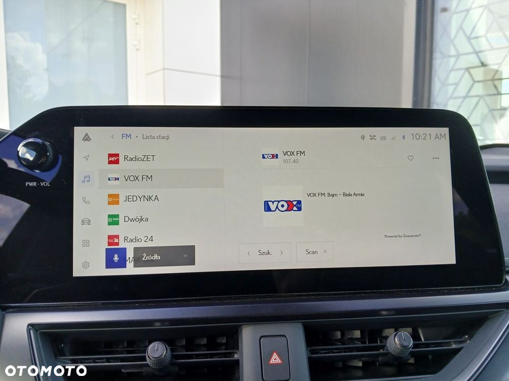 Lexus UX 300h F Sport Design - 19