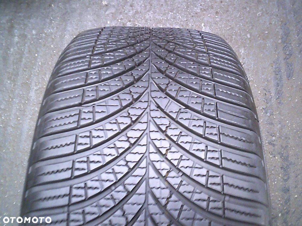 GOODYEAR Vector 4Seasons GEN 3 245/40R18 6,2mm 2024 - 1