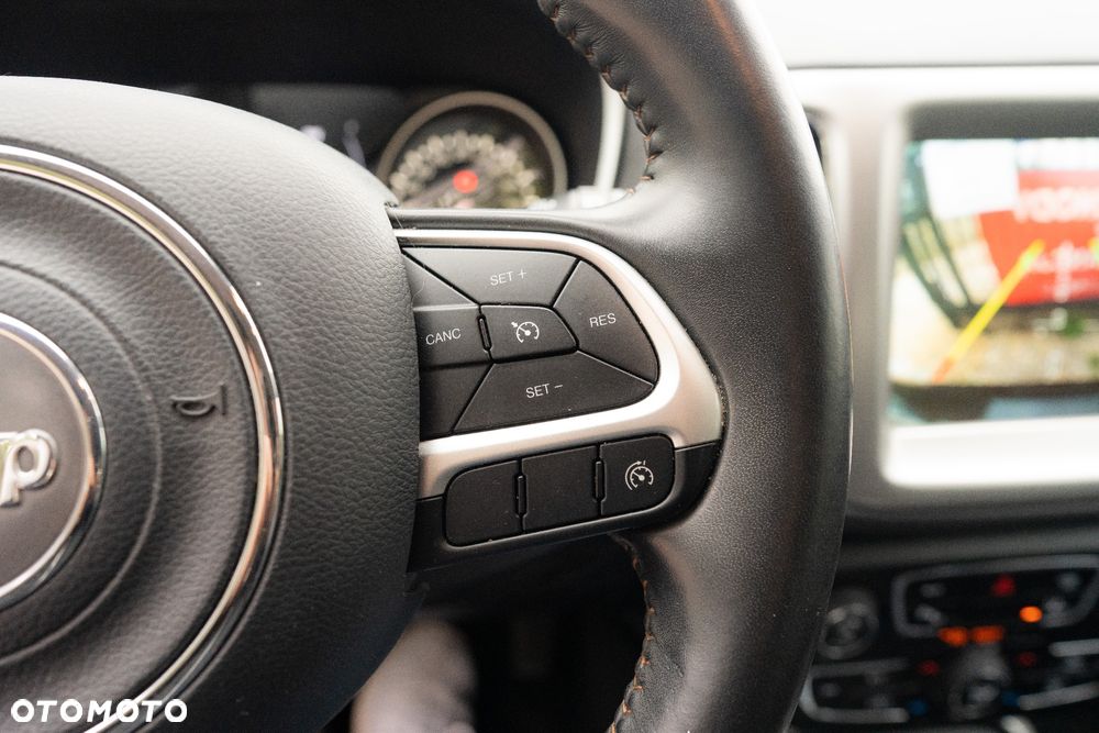 Jeep Compass 1.4 MultiAir Longitude - 17