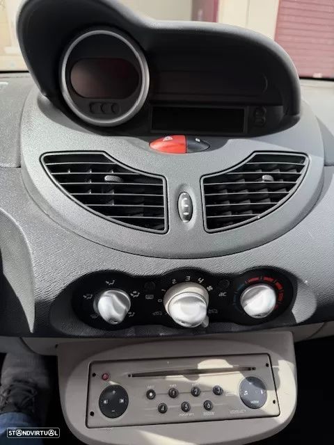 Renault Twingo 1.2 16V Dynamique - 21