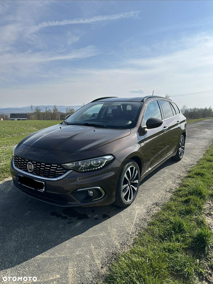 Fiat Tipo 1.4 T-Jet Lounge - 1