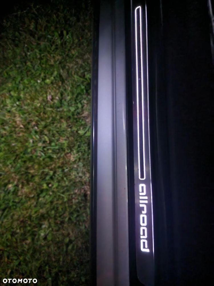 Audi A6 Allroad - 33