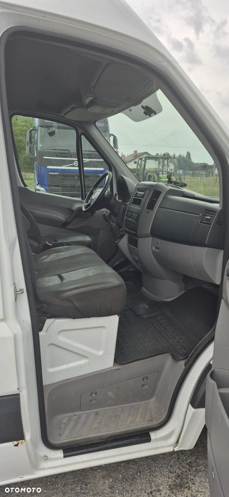 Mercedes-Benz Sprinter - 6