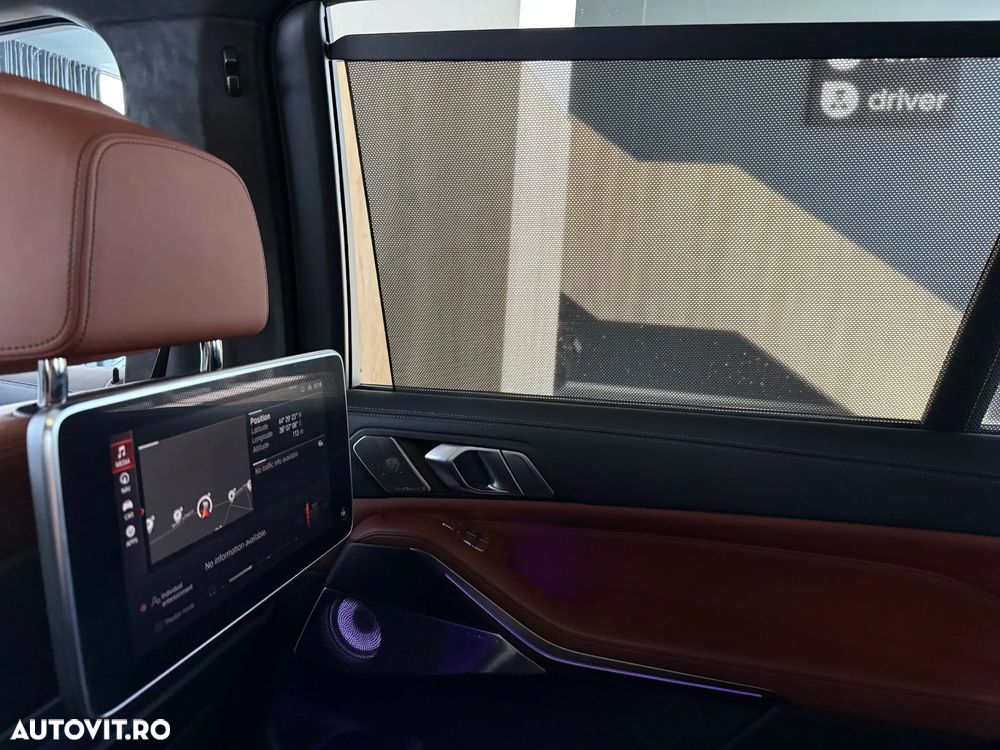 BMW X7 M50i - 10