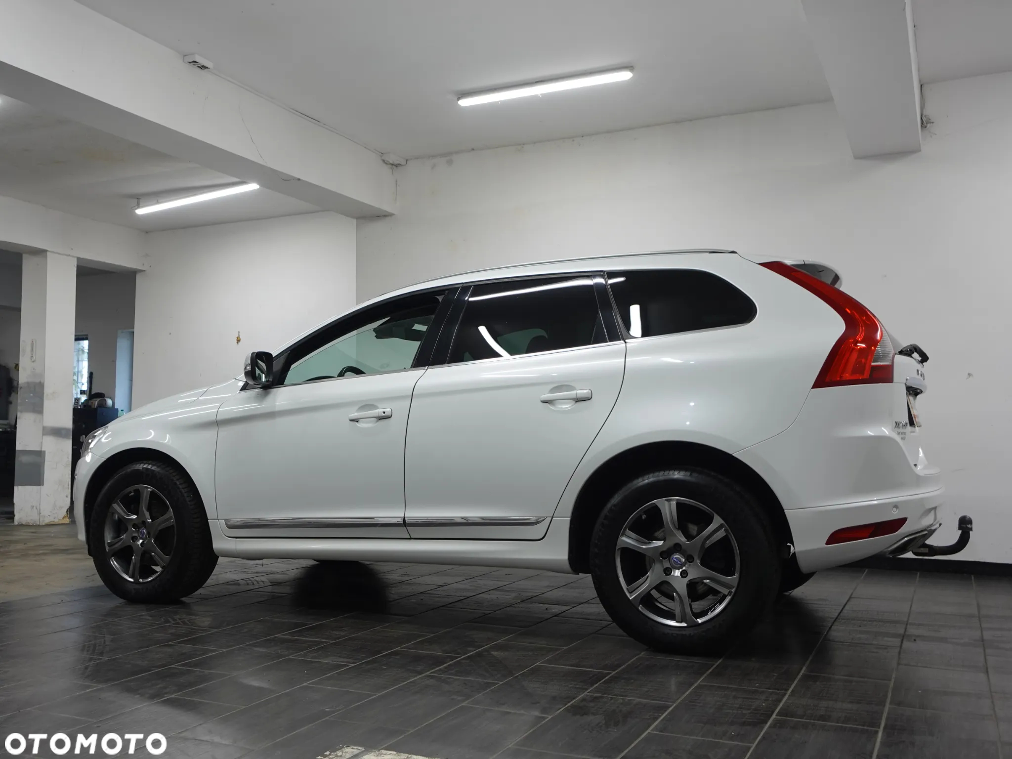 Volvo XC 60 D4 AWD Summum - 6