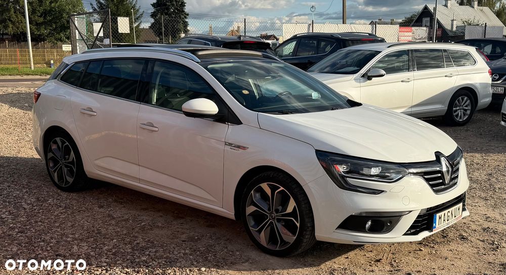 Renault Megane ver-blue-dci-115-edc-bose-edition - 28