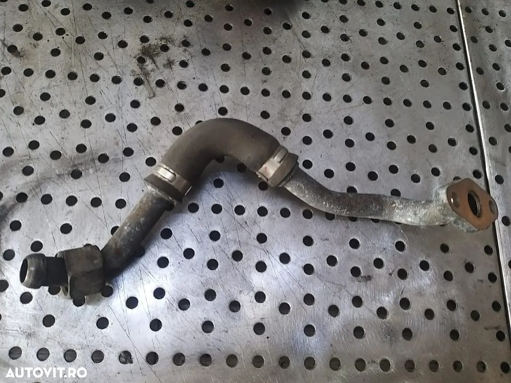 Conducta ulei 2.0 tdi audi a4 b8 8k - 2