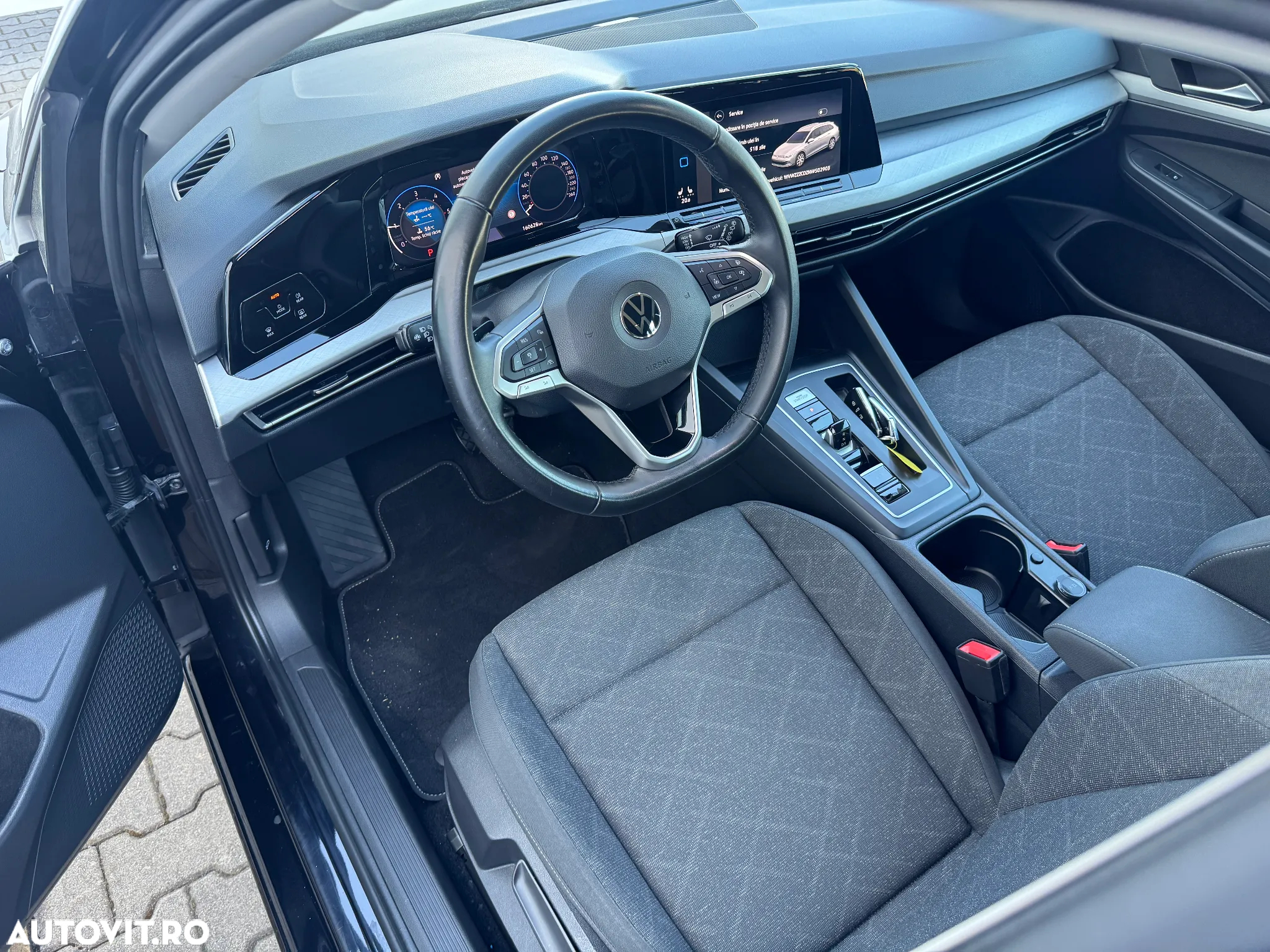 Volkswagen Golf Variant 2.0 TDI DSG Life - 21