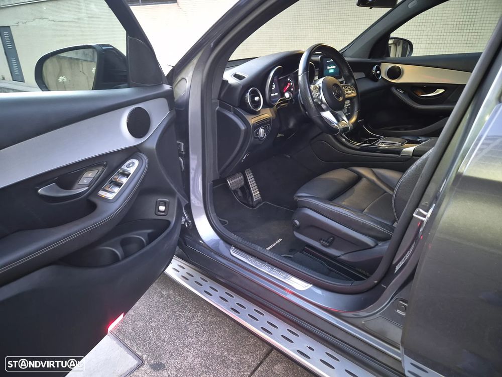 Mercedes-Benz GLC 200 d 4Matic 9G-TRONIC AMG Line Plus - 9