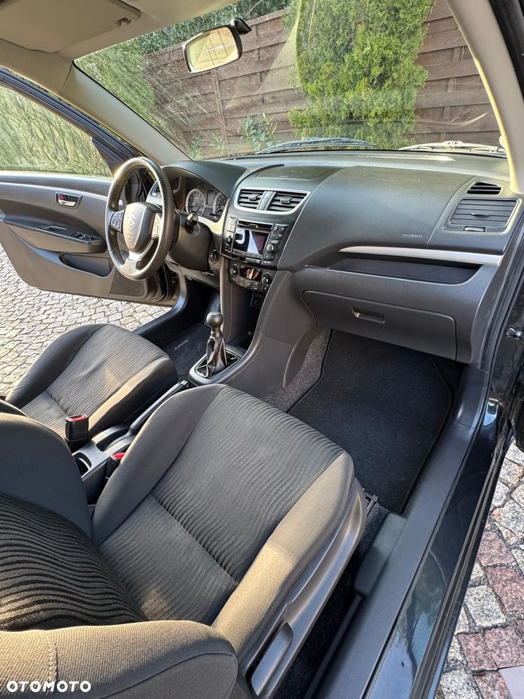 Suzuki Swift 1.2 Premium - 10