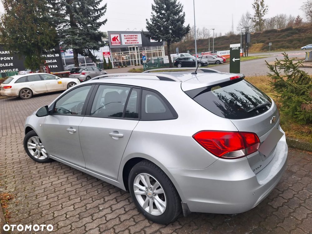 Chevrolet Cruze 1.8 LS+ - 7