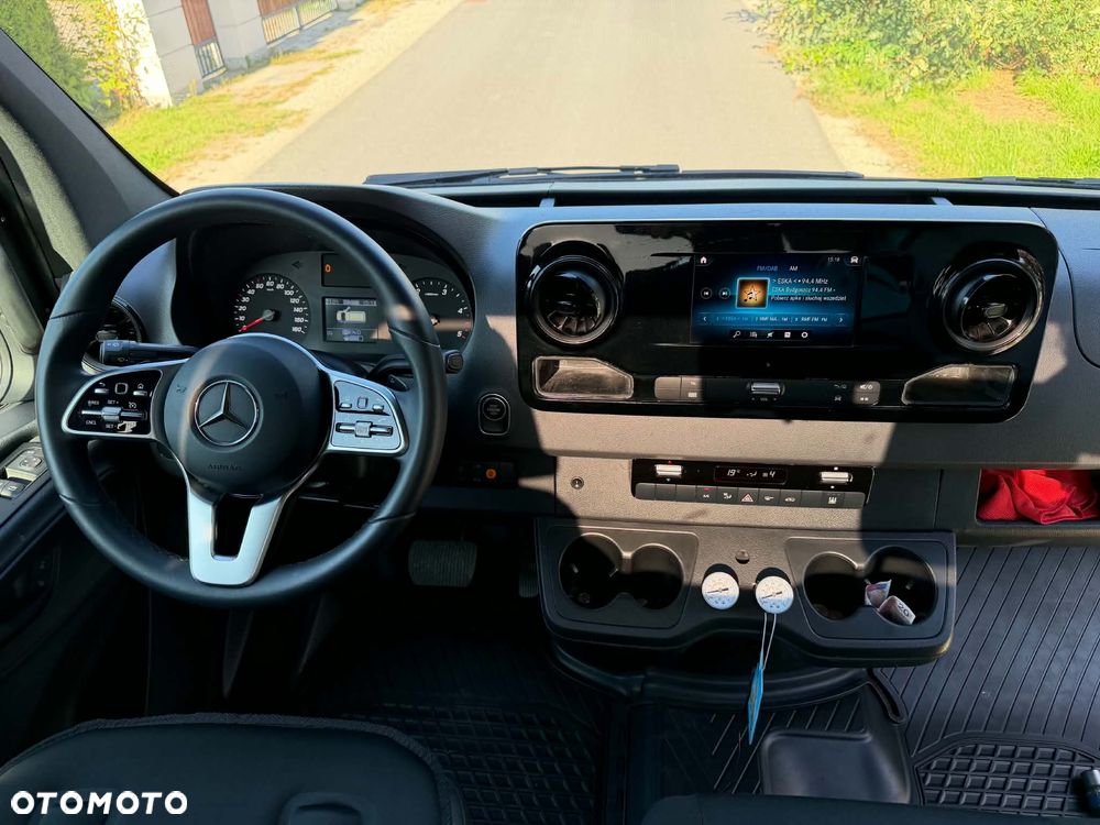 Mercedes-Benz Sprinter - 8