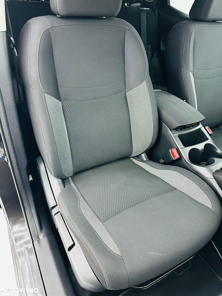 Nissan Qashqai 1.6 DCI Xtronic N-Connecta - 17