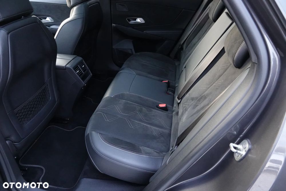 DS Automobiles DS 7 Crossback 1.6 E-Tense Performance Line + - 30