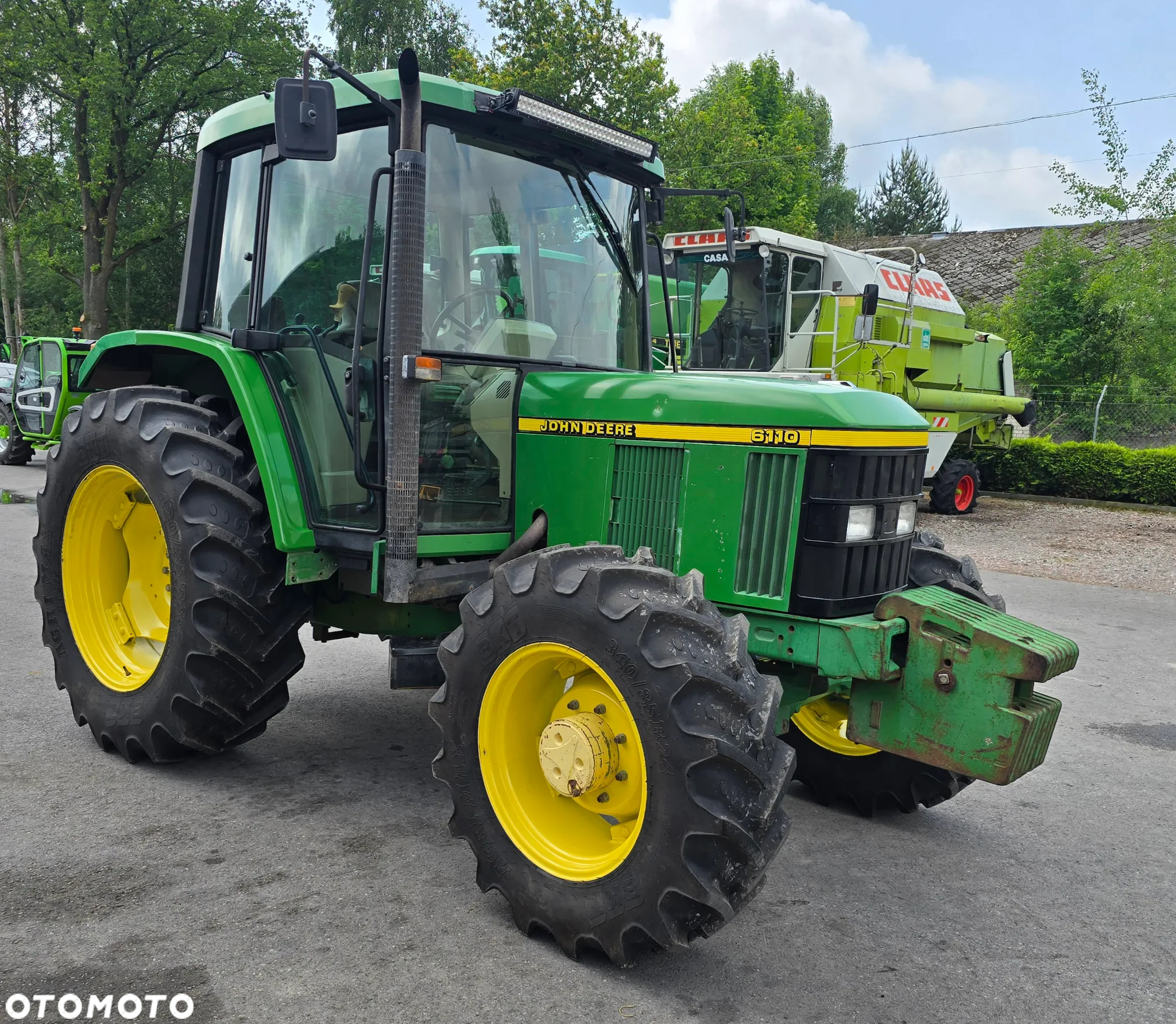 John Deere 6110 - 9