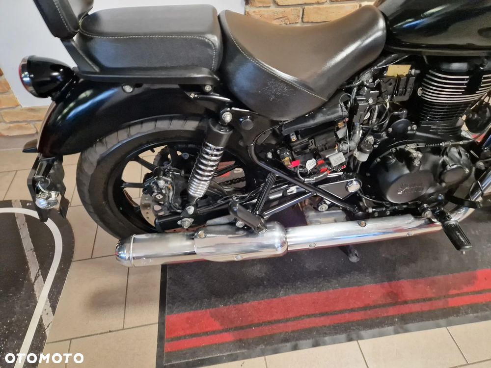 Royal Enfield Meteor - 27