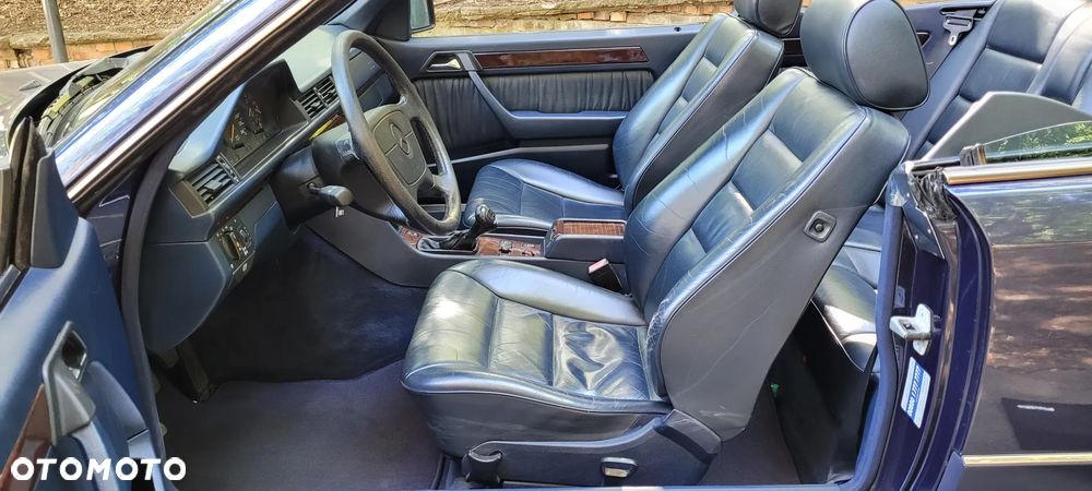Mercedes-Benz Klasa E 220 - 19