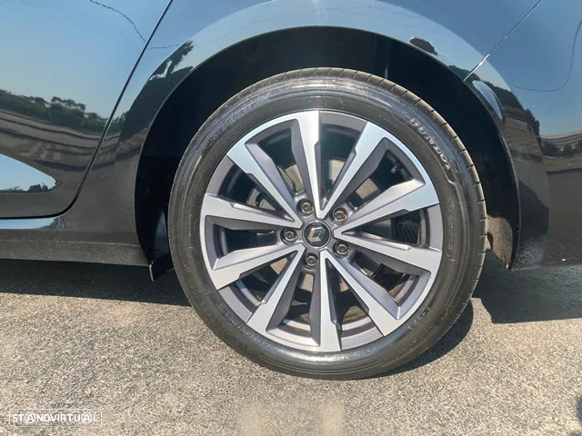 Renault Mégane Sport Tourer 1.6 E-Tech Plug-In Hybrid R.S. Line - 12