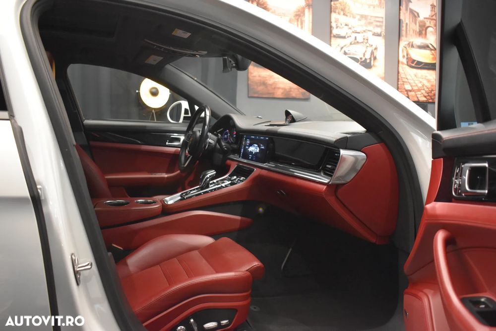 Porsche Panamera - 9