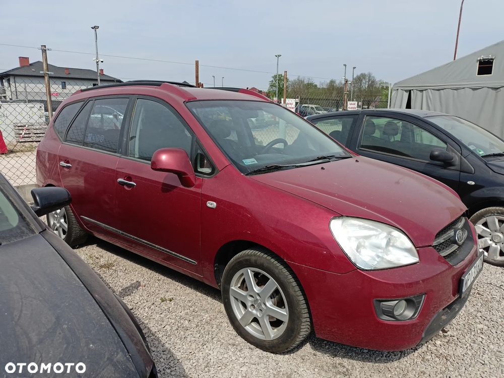 Kia Carens 2.0 EX - 4