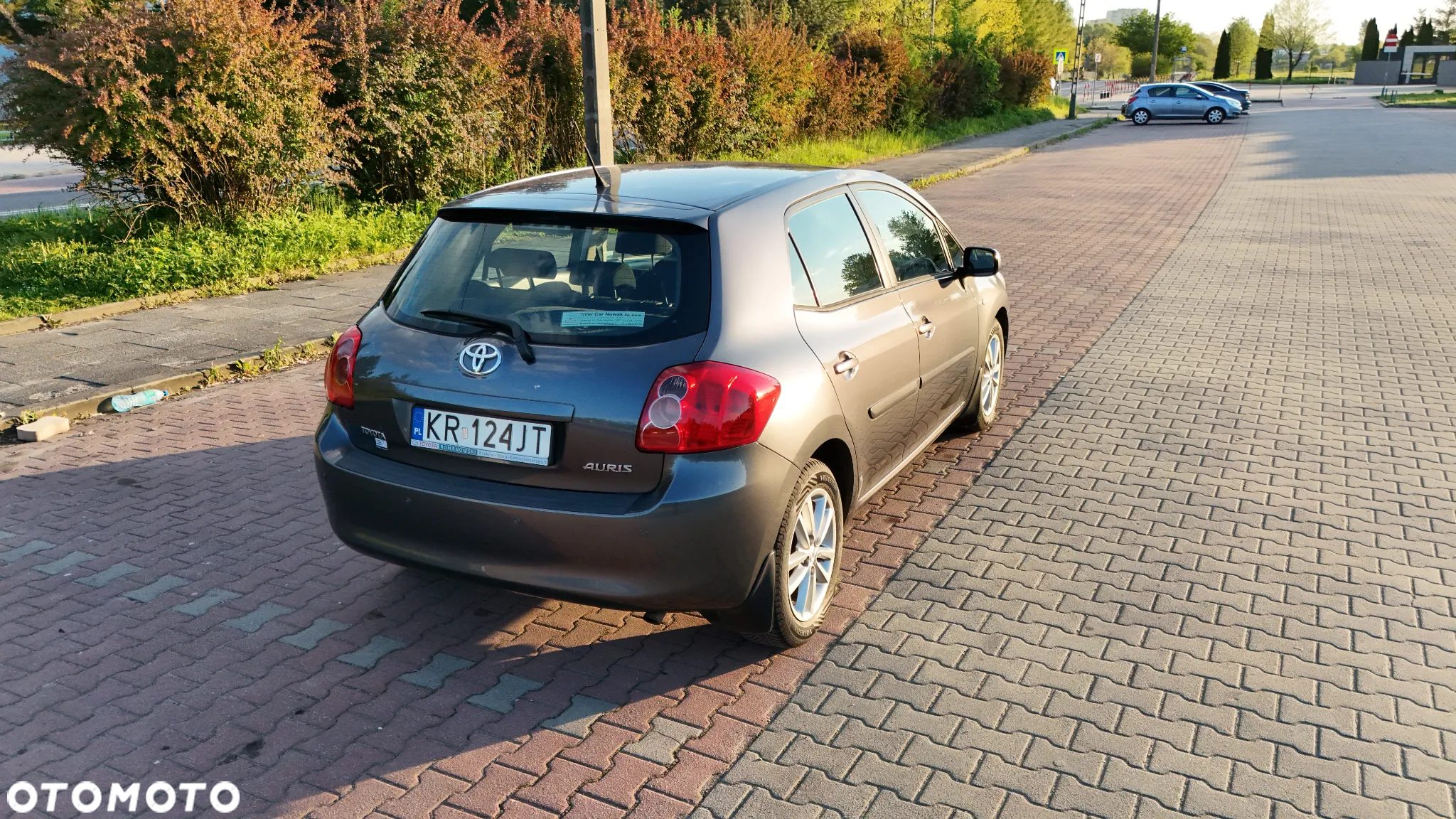 Toyota Auris 1.6 Premium - 6