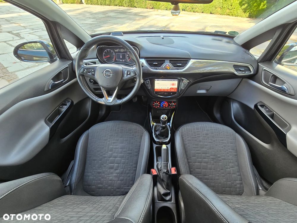 Opel Corsa 1.4 16V Cosmo - 3
