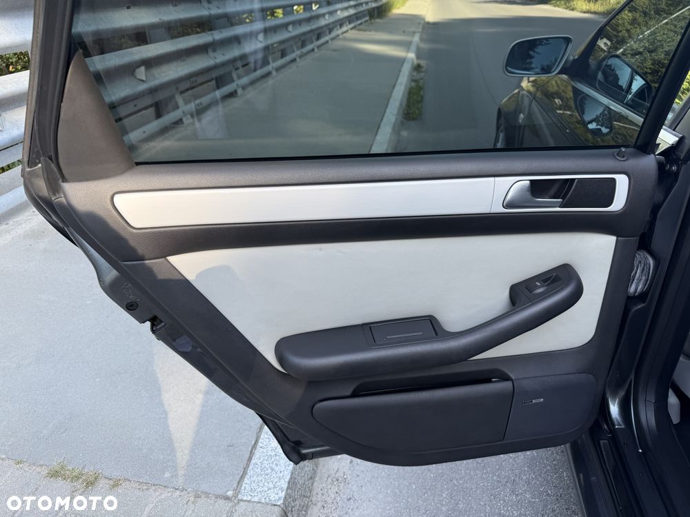 Audi RS6 4.2 Quattro Tiptr - 26