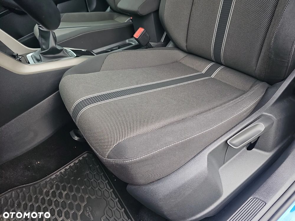 Volkswagen T-Roc 1.0 TSI Advance - 27