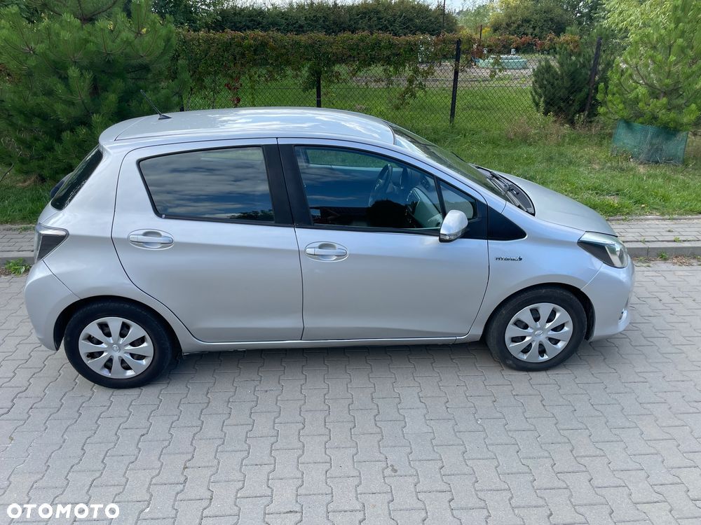 Toyota Yaris - 8
