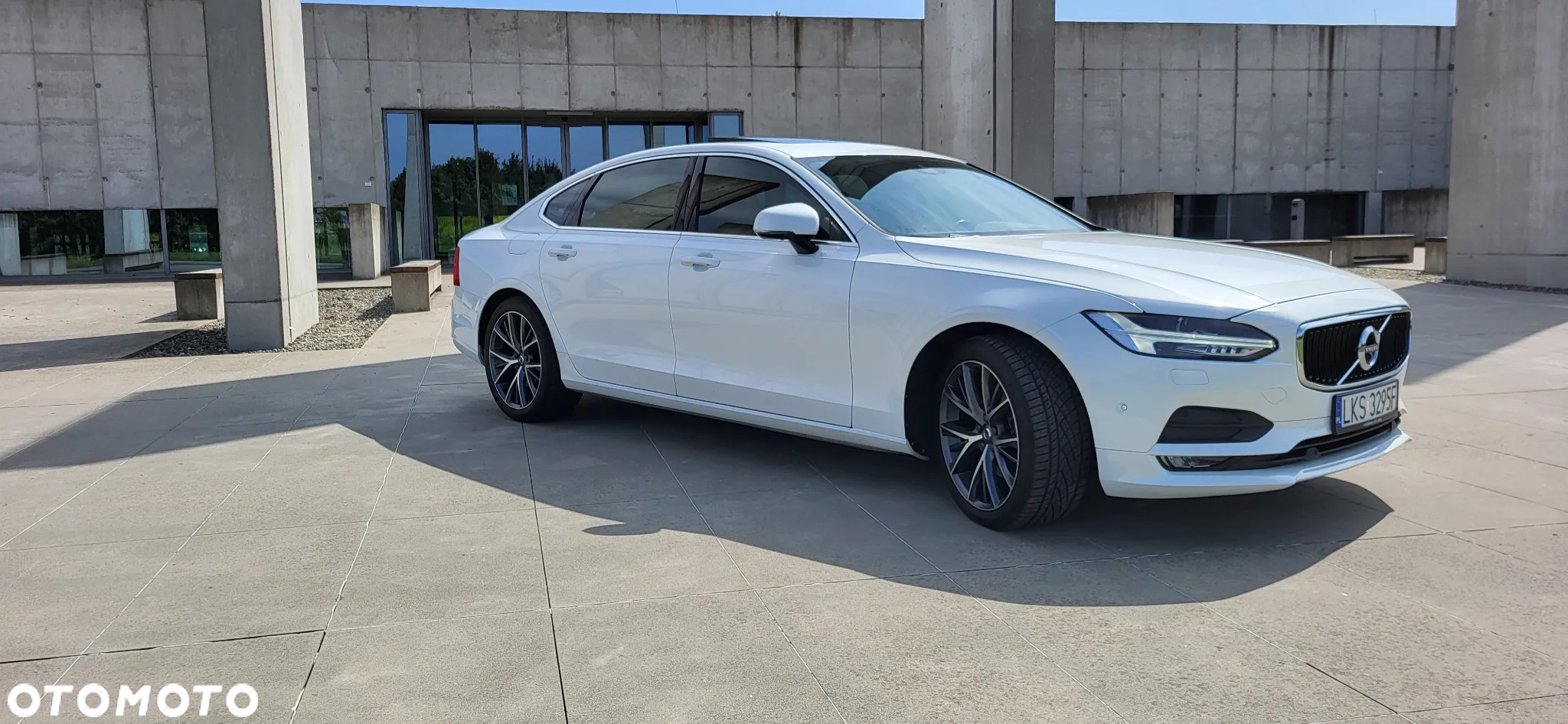 Volvo S90 T5 Momentum - 3