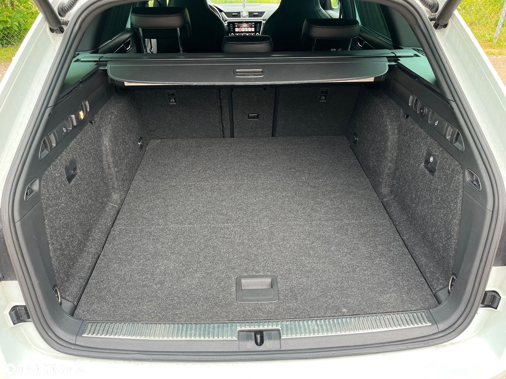 Skoda Superb 2.0 TDI 4x4 DSG Sportline - 15