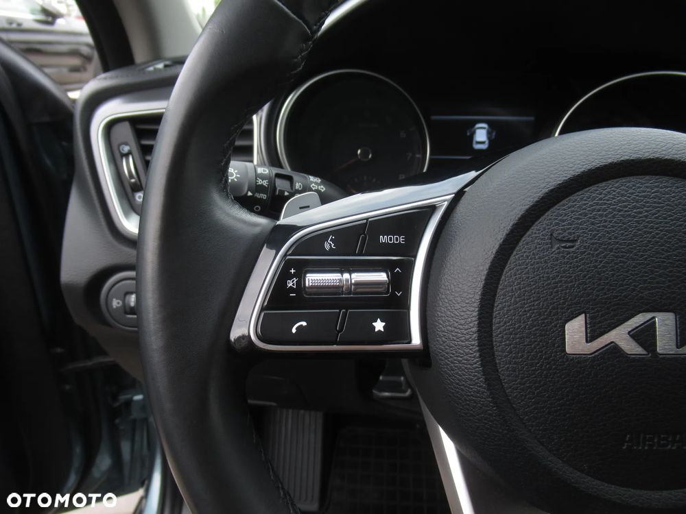 Kia Ceed 1.5 T-GDI M DCT - 12