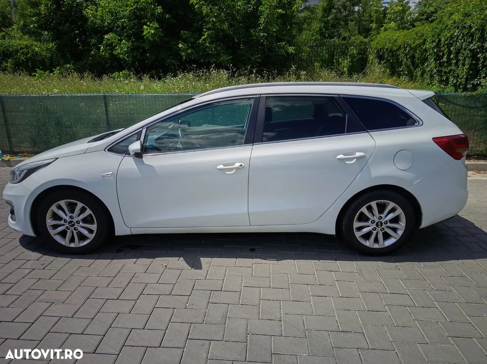 Kia Ceed 1.6 CRDi 136 ISG Spirit - 2