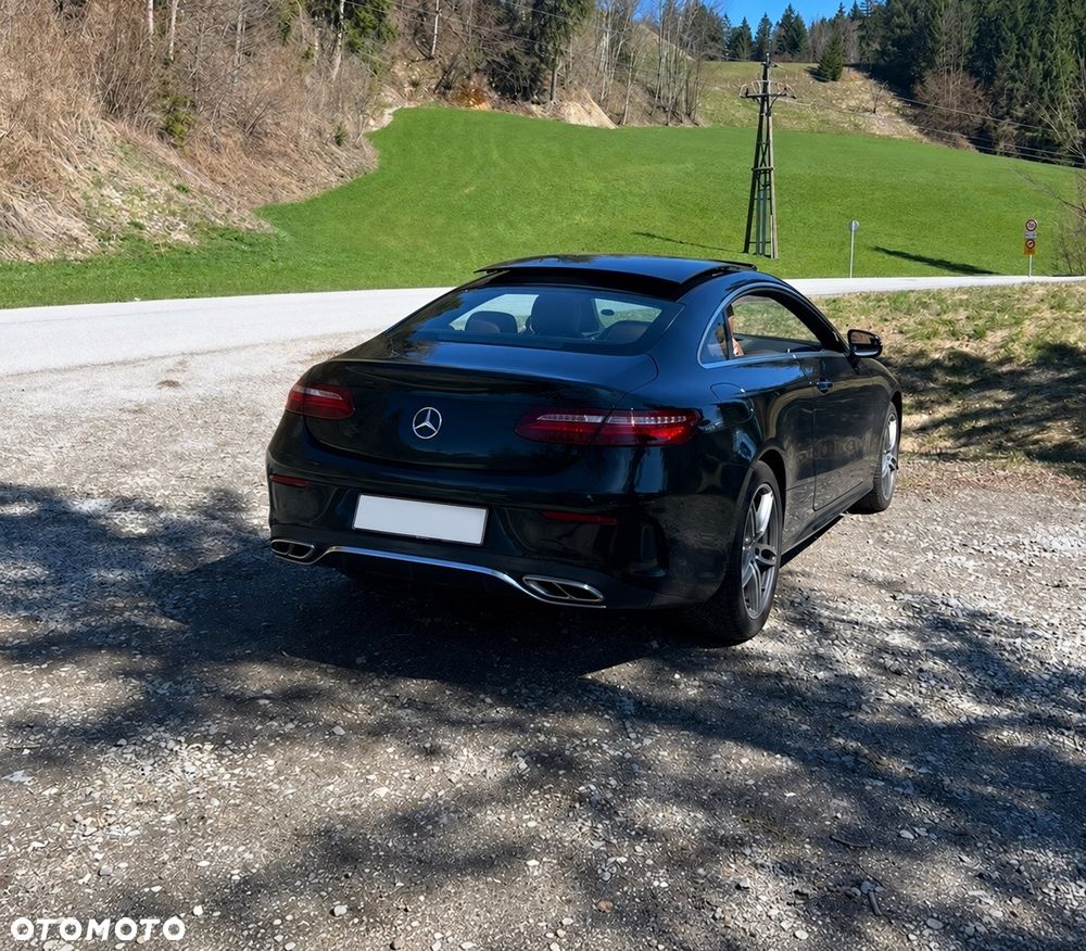 Mercedes-Benz Klasa E 220 d 4-Matic 9G-TRONIC - 2