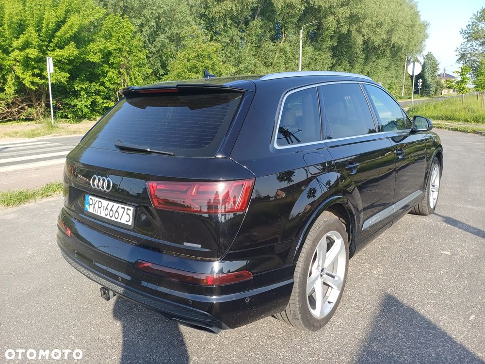 Audi Q7 - 8