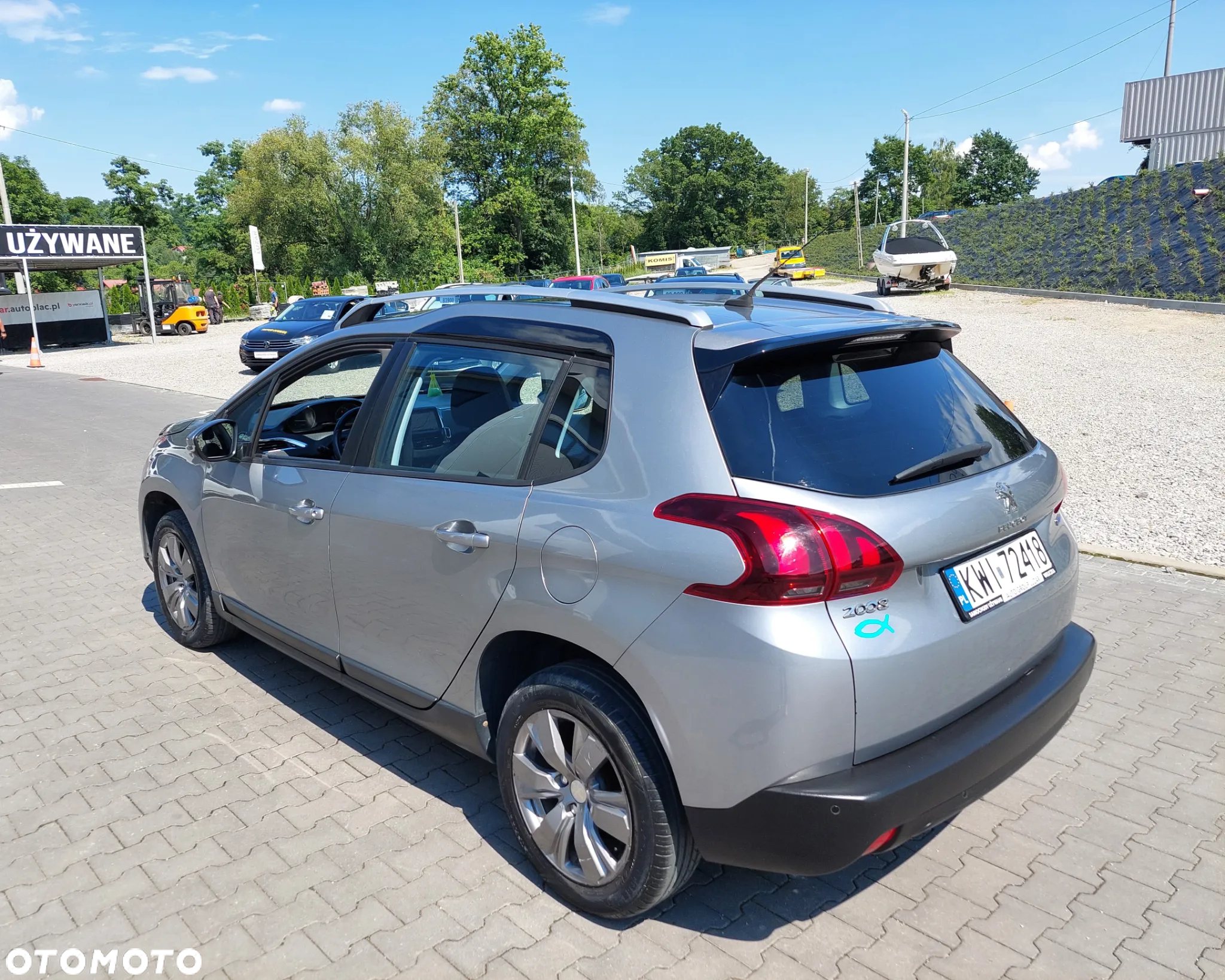 Peugeot 2008 - 4