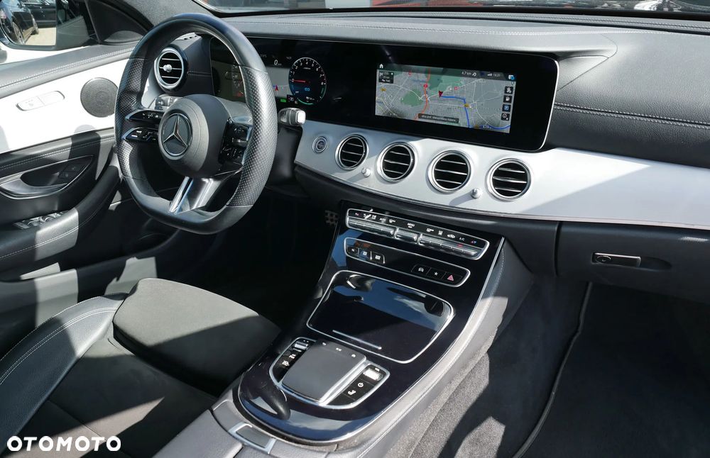 Mercedes-Benz Klasa E 300 AMG - 16