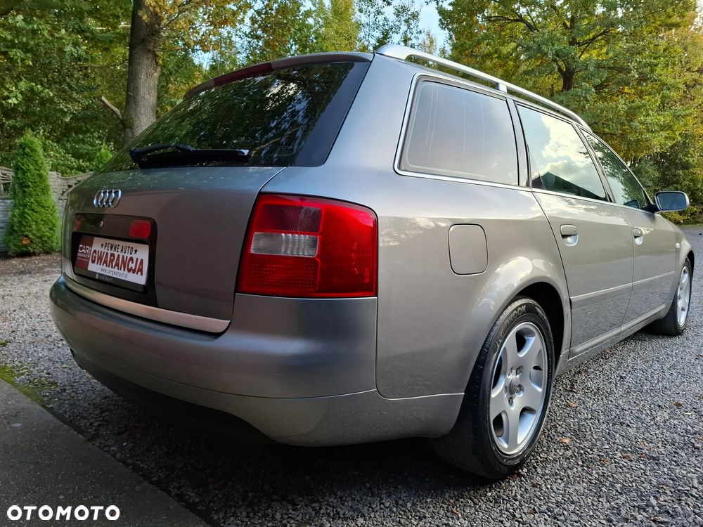 Audi A6 Avant 2.4 - 6