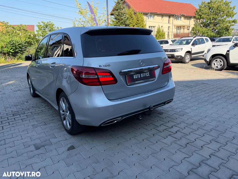 Mercedes-Benz B 180 - 11