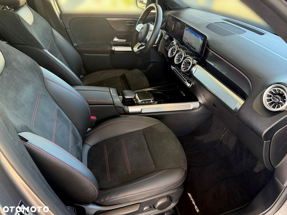 Mercedes-Benz GLB - 25